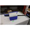 Image 1 : Vehicle Snow Brush and Coleman Lunch Box Cooler