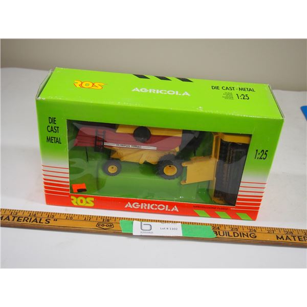 Agricola Olimpus Turbo Combine (NIB) 1/25 Scale