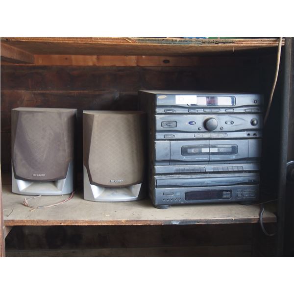 Samsung 5CD Player with Sharp Speakers (Working)