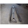 Image 2 : Extendable Stand Square Pipe, Square Tubing and Pry Bar