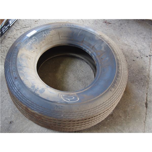 NOS Vredestein H78-14 4 Ply Tires