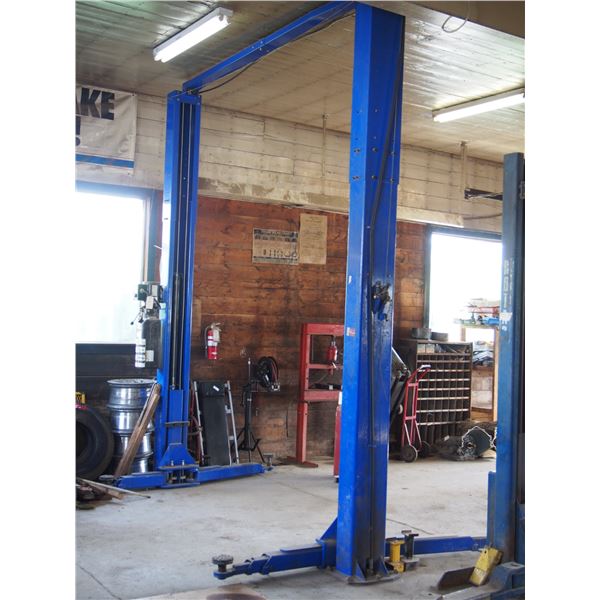 10,000 pd Gauge Hoist