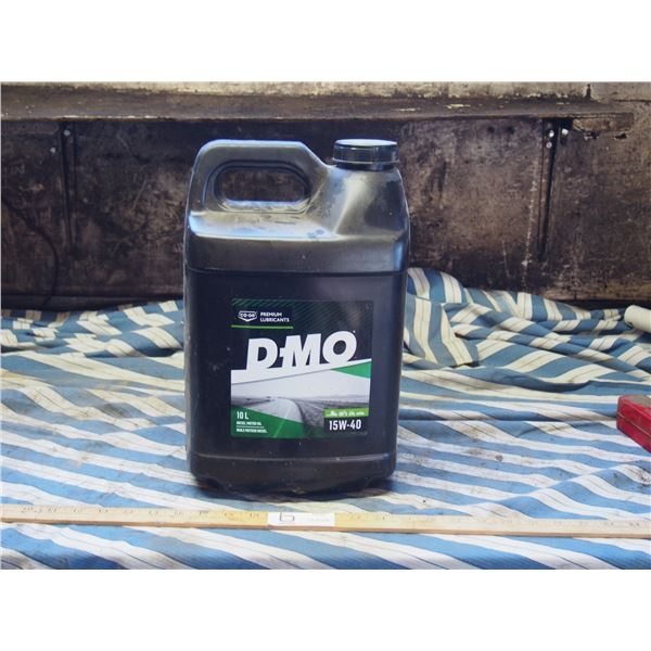 DMO 15W40 About 1/2 Full
