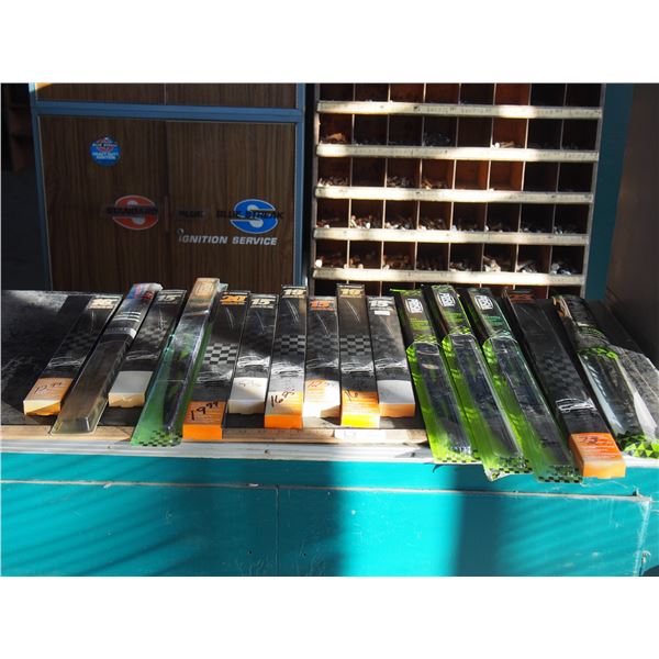 NOS Wiper Blades from 15 to 23" (15 Total)