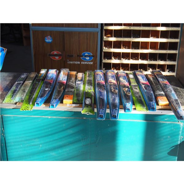 NOS Wiper Blades from 16 to 26" (15 Total)