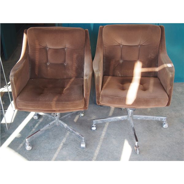 2 Brown Swivel Chairs on Casters
