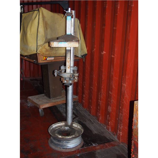 Moog Spring Compressor