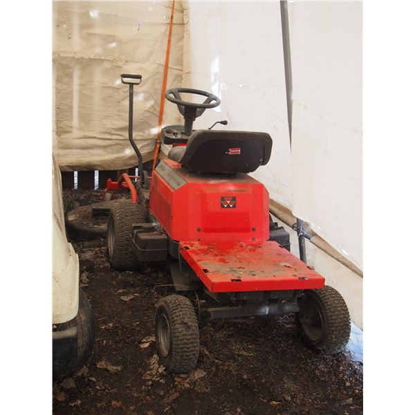 Massey Ferguson 2316H Mower (Working) with Key
