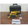 Image 1 : Dewalt 3.25" Heavy Duty Planner - Case With Accessories and Manual - Works