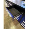 Image 2 : 10' STEELMAN 25 DRAWER WORK BENCH H36" X W113" X D29" WITH ANTI-SLIP LINING LOCKING DRAWERS AND KEY,