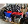 Image 2 : PALLET OF STORAGE LOCKER GOODS