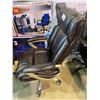 Image 2 : BLACK EXECUTIVE OFFICE CHAIR