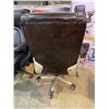 Image 3 : BLACK EXECUTIVE OFFICE CHAIR