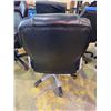 Image 3 : BLACK LEATHER OFFICE CHAIR