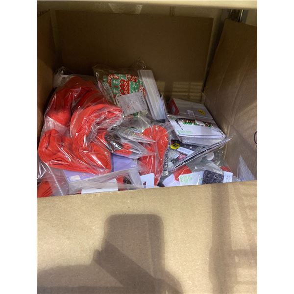 BOX OF ASSORTED STORE GOODS (XMAS SOCKS, XMAS MASKS, JEWELRY, LIP BALM, ETC)