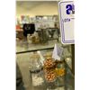 Image 2 : 3 SMALL BOTTLES CONTAINING PURE SILVER, PURE COPPER & PURE GOLD. BUTTERFLY IN GLASS BOX
