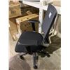 Image 2 : BLACK MESH BACK TASK CHAIR