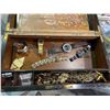 Image 2 : JEWELRY BOX WITH CONTENTS