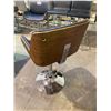Image 2 : ADJUSTABLE + SWIVEL VIENNA BLACK LEATHER BAR STOOL