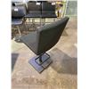 Image 2 : 26" TALL BLACK FABRIC SWIVEL BAR STOOL