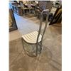 Image 2 : CHAIR