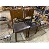 Image 2 : 2 CHAIRS