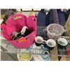 Image 2 : ASSORTED DISH WARE