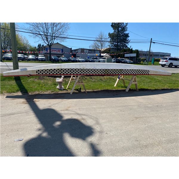 27' DRAGONBOAT