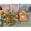 Image 2 : 8 ASSORTED PEN DELFIN FIGURES
