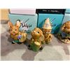 Image 3 : 5 ASSORTED PEN DELFIN FIGURES