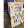 Image 4 : PRETTY STUDIO T-SHIRT VENDING MACHINE