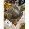 Image 2 : VINTAGE WORLD WAR 1 HELMET