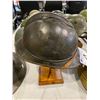 Image 3 : VINTAGE WORLD WAR 1 HELMET