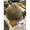 Image 2 : VINTAGE WORLD WAR 1 HELMET