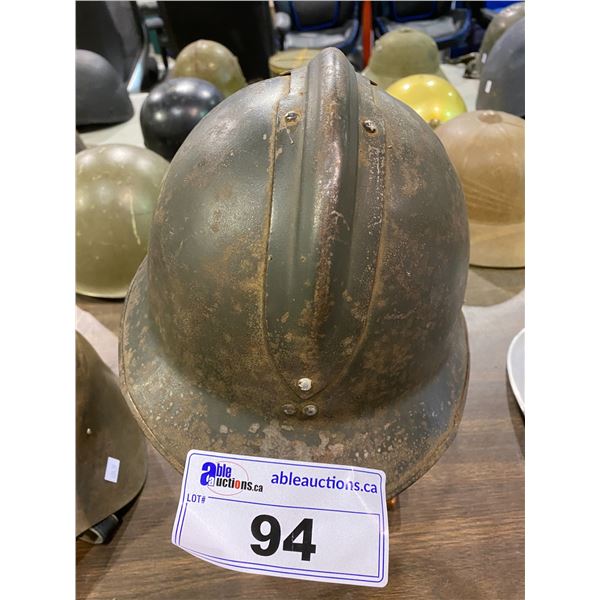 VINTAGE WORLD WAR 1 HELMET