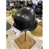 Image 3 : VINTAGE ARMY HELMET