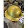 Image 2 : VINTAGE ARMY HELMET