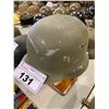 Image 3 : VINTAGE WW2 HELMET