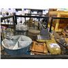 Image 2 : VINTAGE POUCHES, FLASKS, CASES, PRACTICE PISTOL, ETC