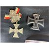 Image 2 : 4 WAR TIME MEDALS (2 WW1 ERA) : TREU UND UND REICH FESTF. KAISER 1888, W 1914, W 1914, GARDE VEREIN