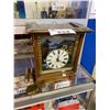 Image 1 : VINTAGE WALL CLOCK