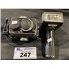Image 1 : VINTAGE SHANGHAI CAMERA & KAKO ELITE-III CAMERA FLASH