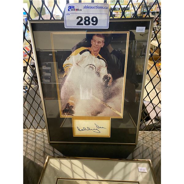 SIGNED BOBBY ORR BOSTON BRUINS PHOTO