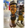 Image 2 : 3 WOOD CARVED FIGURINES INCLUDING LAUREL AND HARDY