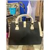 Image 5 : 2 NEW GUNBAOTY PURSES
