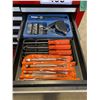 Image 8 : ROLLING TOOL ORGANIZER WITH LOTS OF CONTENTS