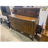 Image 1 : ANTIQUE OAK SIDE BOARD 59 X 19"