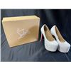 Image 1 : CHRISTIAN LOUBOUTIN SIZE 37 HIGH HEELS WITH BOX