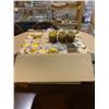 Image 2 : NEW CASE OF 140 AMBER GLASS JARS (180ML) WITH SCREW TOP LIDS