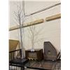 Image 1 : HARP, VINTAGE RADIO, LIGHT-UP TREE, TOSHIBA DVD PLAYER